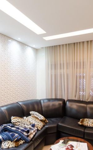 Casa à venda com 525m², 7 quartos e 2 vagas Casa à venda com 525m², 7 quartos e 2 vagasSala