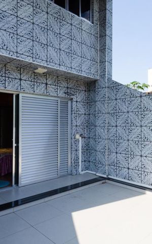 Casa à venda com 525m², 7 quartos e 2 vagas Casa à venda com 525m², 7 quartos e 2 vagasVaranda