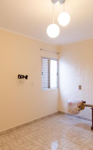 Casa à venda com 525m², 7 quartos e 2 vagas Casa à venda com 525m², 7 quartos e 2 vagasQuarto 2