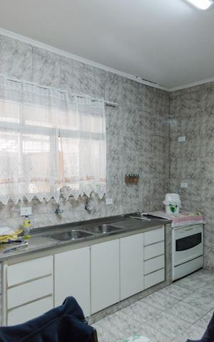 Casa à venda com 525m², 7 quartos e 2 vagas Casa à venda com 525m², 7 quartos e 2 vagasCozinha