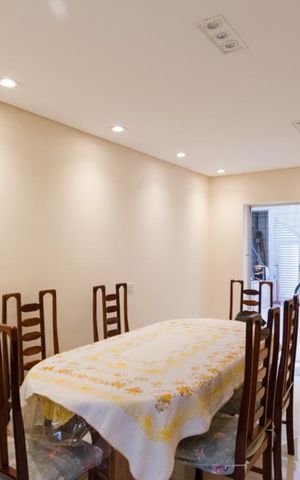 Casa à venda com 525m², 7 quartos e 2 vagas Casa à venda com 525m², 7 quartos e 2 vagasCopa