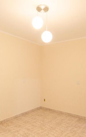 Casa à venda com 525m², 7 quartos e 2 vagas Casa à venda com 525m², 7 quartos e 2 vagasQuarto 2