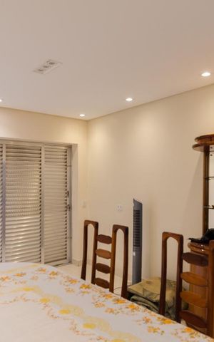 Casa à venda com 525m², 7 quartos e 2 vagas Casa à venda com 525m², 7 quartos e 2 vagasCopa