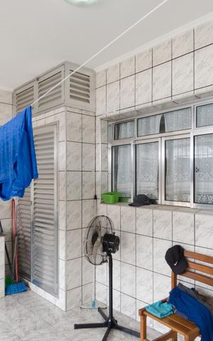 Casa à venda com 525m², 7 quartos e 2 vagas Casa à venda com 525m², 7 quartos e 2 vagasÁrea de serviço