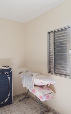 Casa à venda com 525m², 7 quartos e 2 vagas Casa à venda com 525m², 7 quartos e 2 vagasQuarto 1