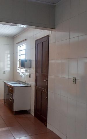 Casa à venda com 188m², 2 quartos e 2 vagasCozinha