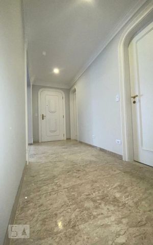 Apartamento à venda com 293m², 3 quartos e 4 vagas Apartamento à venda com 293m², 3 quartos e 4 vagasCorredor