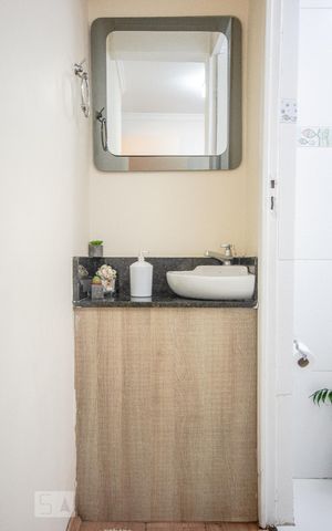 Apartamento à venda com 74m², 2 quartos e 1 vagaBanheiro 1