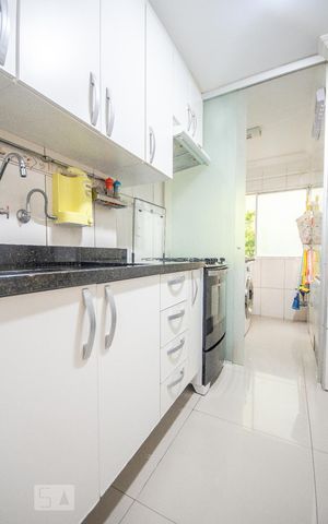Apartamento à venda com 74m², 2 quartos e 1 vagaCozinha