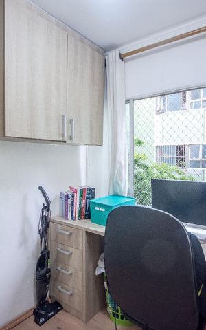 Apartamento à venda com 74m², 2 quartos e 1 vagaEscritório