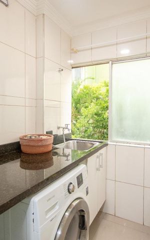 Apartamento à venda com 74m², 2 quartos e 1 vagaÁrea de Serviço