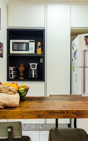 Apartamento para alugar com 57m², 2 quartos e 2 vagas Apartamento para alugar com 57m², 2 quartos e 2 vagasCozinha