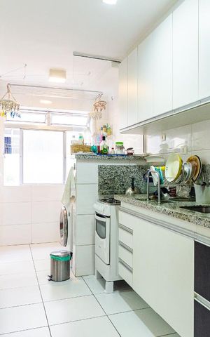Apartamento para alugar com 57m², 2 quartos e 2 vagas Apartamento para alugar com 57m², 2 quartos e 2 vagasCozinha