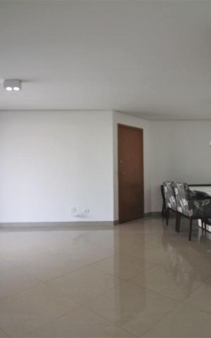 Apartamento à venda com 102m², 2 quartos e 2 vagasSala