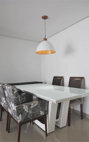 Apartamento à venda com 102m², 2 quartos e 2 vagasSala
