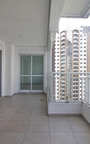 Apartamento à venda com 102m², 2 quartos e 2 vagasVaranda
