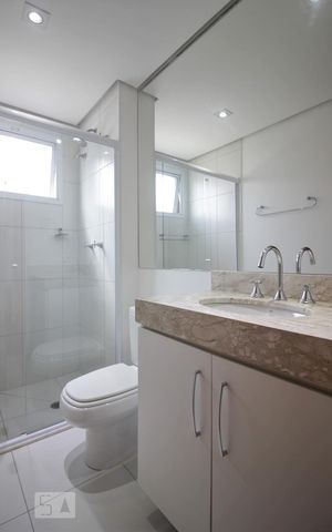 Apartamento à venda com 102m², 2 quartos e 2 vagasBanheiro