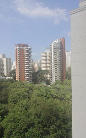 Apartamento à venda com 102m², 2 quartos e 2 vagasVista da varanda