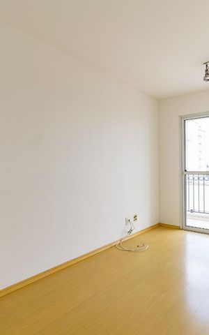 Apartamento à venda com 55m², 2 quartos e 1 vaga Apartamento à venda com 55m², 2 quartos e 1 vagaSala