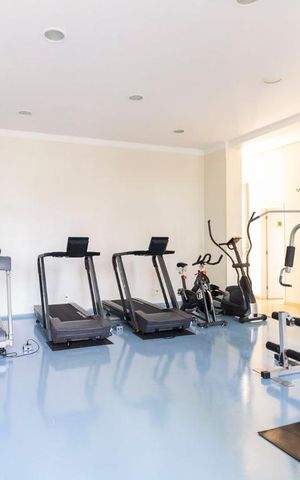 Apartamento à venda com 62m², 2 quartos e 2 vagas Apartamento à venda com 62m², 2 quartos e 2 vagasAcademia