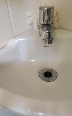 Apartamento à venda com 62m², 2 quartos e 2 vagas Apartamento à venda com 62m², 2 quartos e 2 vagasBanheiro de serviço