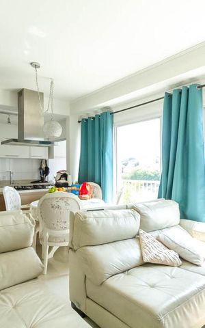 Apartamento à venda com 114m², 3 quartos e 2 vagas Apartamento à venda com 114m², 3 quartos e 2 vagasSala