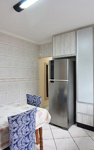 Casa à venda com 256m², 3 quartos e 2 vagasCozinha