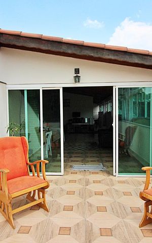 Casa à venda com 256m², 3 quartos e 2 vagasQuintal/Varanda 