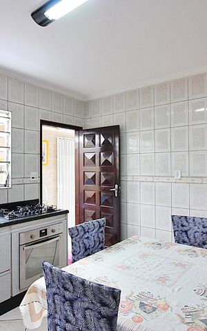 Casa à venda com 256m², 3 quartos e 2 vagasCozinha