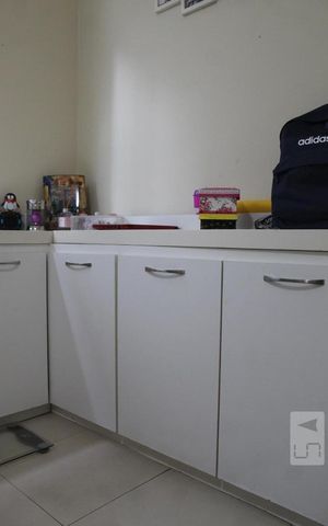 Casa de condomínio para alugar com 350m², 6 quartos e 2 vagas Casa de condomínio para alugar com 350m², 6 quartos e 2 vagasQuarto de Serviço
