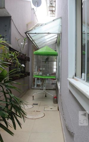 Casa de condomínio para alugar com 350m², 6 quartos e 2 vagas Casa de condomínio para alugar com 350m², 6 quartos e 2 vagasÁrea de Serviço