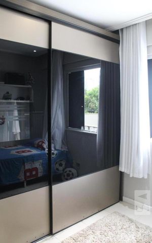 Casa de condomínio para alugar com 350m², 6 quartos e 2 vagas Casa de condomínio para alugar com 350m², 6 quartos e 2 vagasQuarto 2 - Suíte