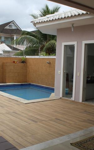 Casa de condomínio para alugar com 350m², 6 quartos e 2 vagas Casa de condomínio para alugar com 350m², 6 quartos e 2 vagasÁrea comum