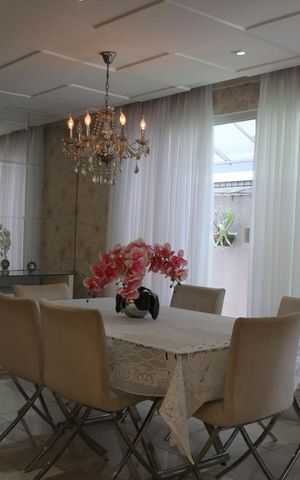 Casa de condomínio para alugar com 350m², 6 quartos e 2 vagas Casa de condomínio para alugar com 350m², 6 quartos e 2 vagasSala
