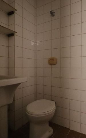 Apartamento para alugar com 75m², 2 quartos e 1 vagaBanheiro de Serviço