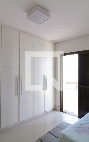 Apartamento à venda com 154m², 3 quartos e 2 vagasQuarto 2