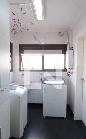 Apartamento à venda com 154m², 3 quartos e 2 vagasÁrea de Serviço