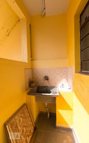 Casa à venda com 40m², 1 quarto e sem vagaÁrea de serviço  - tanque