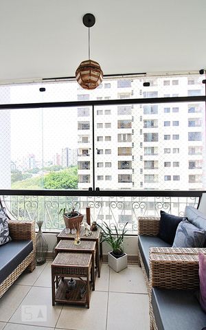 Apartamento à venda com 230m², 4 quartos e 3 vagasVaranda da Sala 