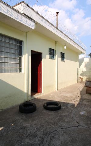 Casa à venda com 199m², 3 quartos e 2 vagasQuintal