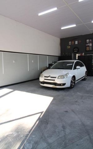 Casa à venda com 199m², 3 quartos e 2 vagasGaragem