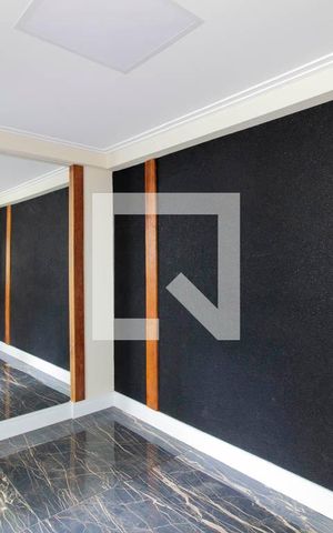 Apartamento para alugar com 47m², 2 quartos e 1 vaga Apartamento para alugar com 47m², 2 quartos e 1 vagaÁrea Comum - Entrada Salão de Festas