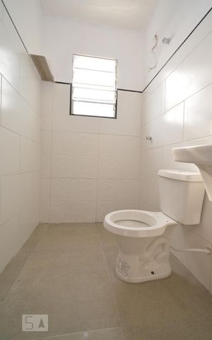 Studio para alugar com 28m², 1 quarto e sem vagaBanheiro 