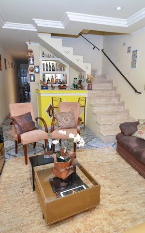 Casa à venda com 113m², 3 quartos e 1 vaga Casa à venda com 113m², 3 quartos e 1 vagaSala
