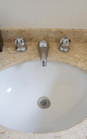 Apartamento à venda com 49m², 1 quarto e 1 vagaDetalhe Banheiro Suíte