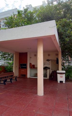 Apartamento à venda com 49m², 2 quartos e 1 vaga Apartamento à venda com 49m², 2 quartos e 1 vagaÁrea comum - Churrasqueira