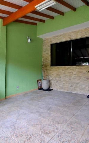 Casa para alugar com 241m², 3 quartos e 2 vagasGaragem