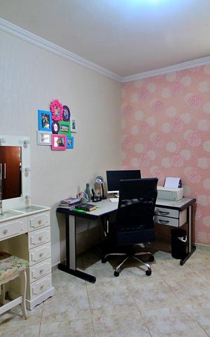 Casa para alugar com 241m², 3 quartos e 2 vagasQuarto 2