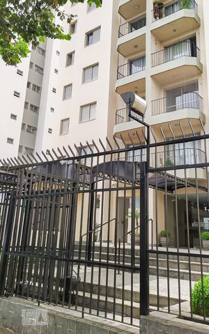 Apartamento à venda com 62m², 2 quartos e 1 vaga Apartamento à venda com 62m², 2 quartos e 1 vagaFachada