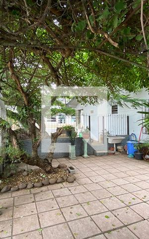 Casa à venda com 873m², 4 quartos e 2 vagasÁrea Externa